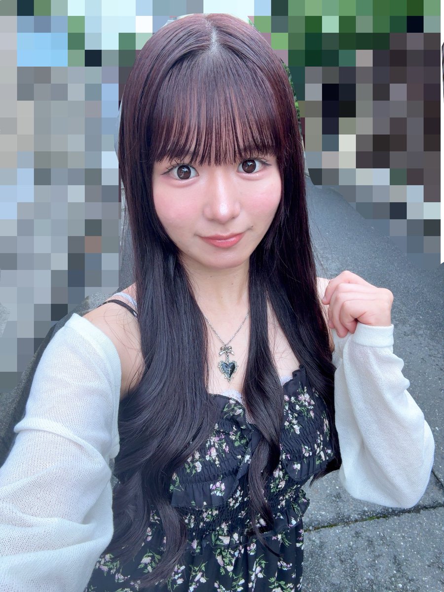 Heartaika_boso's tweet photo. おっはよー！！
こういう夏服の女の子好きなんだよね♡ https://t.co/WothVferLl