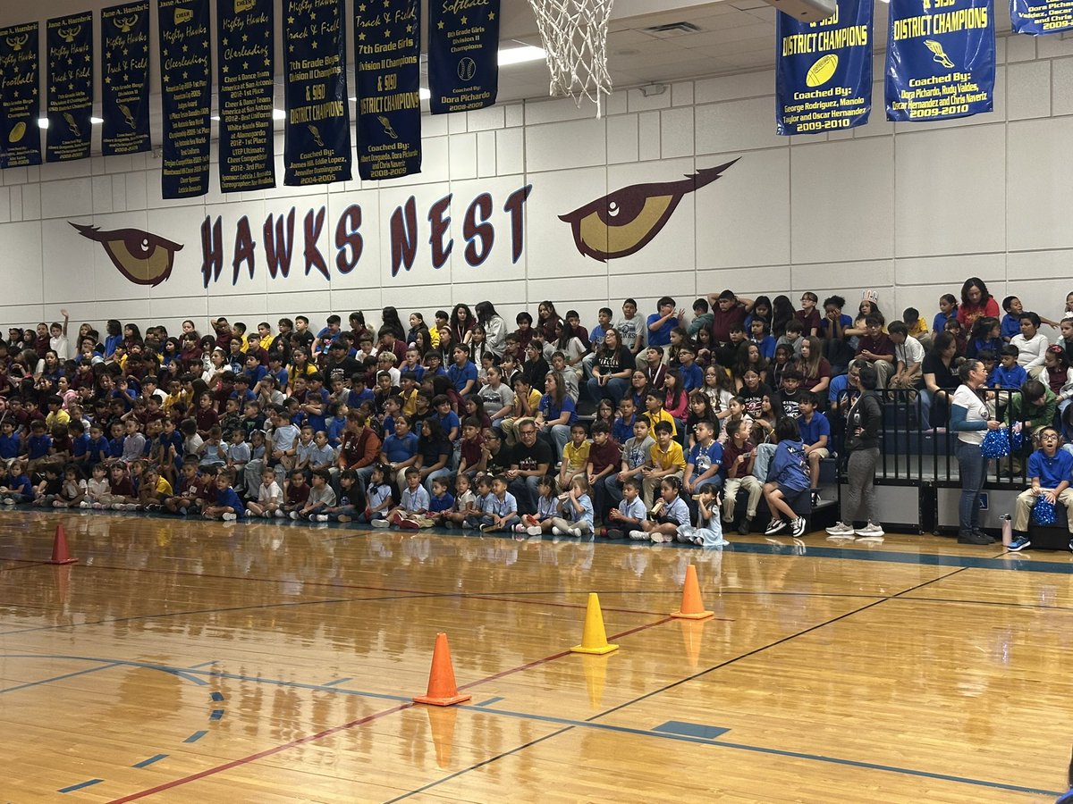 LPedregon_JHS's tweet photo. Welcome back, Hawks! π¦
π₯ Our Hambric Student Council kicked off the school year with an unforgettable Ignite the Flight Pep Rally full of energy, teamwork, school spirit, and fun!
#IgniteTheFlight #HawkPride https://t.co/oHWygfAMQU