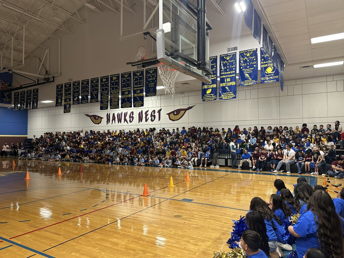 LPedregon_JHS's tweet photo. Welcome back, Hawks! π¦
π₯ Our Hambric Student Council kicked off the school year with an unforgettable Ignite the Flight Pep Rally full of energy, teamwork, school spirit, and fun!
#IgniteTheFlight #HawkPride https://t.co/oHWygfAMQU