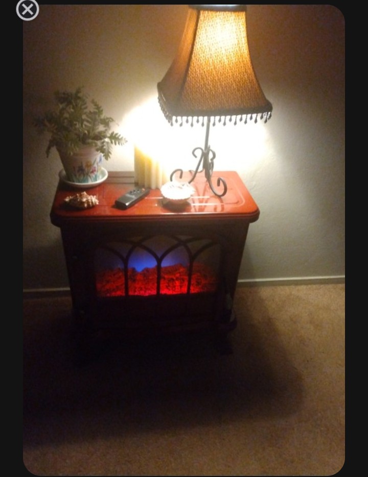 JillNa6's tweet photo. He KNOWS 
he lights my Fire. 🔥 https://t.co/TRR7Ak22Nw