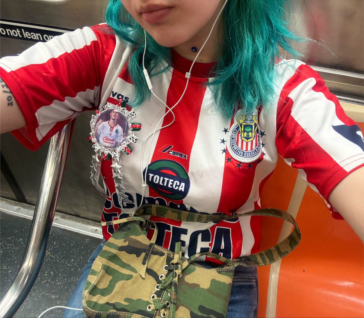 JARVISC0CKER's tweet photo. sáltale cabrón que chivas sale campeón https://t.co/jhBpZg7AHf