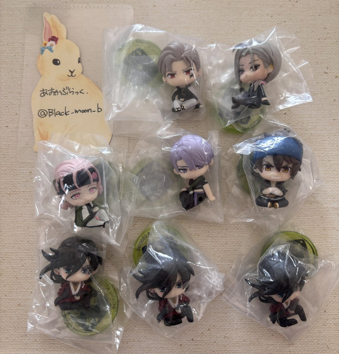 Black_moon_b's tweet photo. 譲渡
刀剣乱舞 とうらぶ
すわらせ隊

譲
山鳥毛
大般若
五月雨
村雲
陸奥守
和泉守×3

求
定価+送料

全て未開封品です https://t.co/ttgEHvdmJa