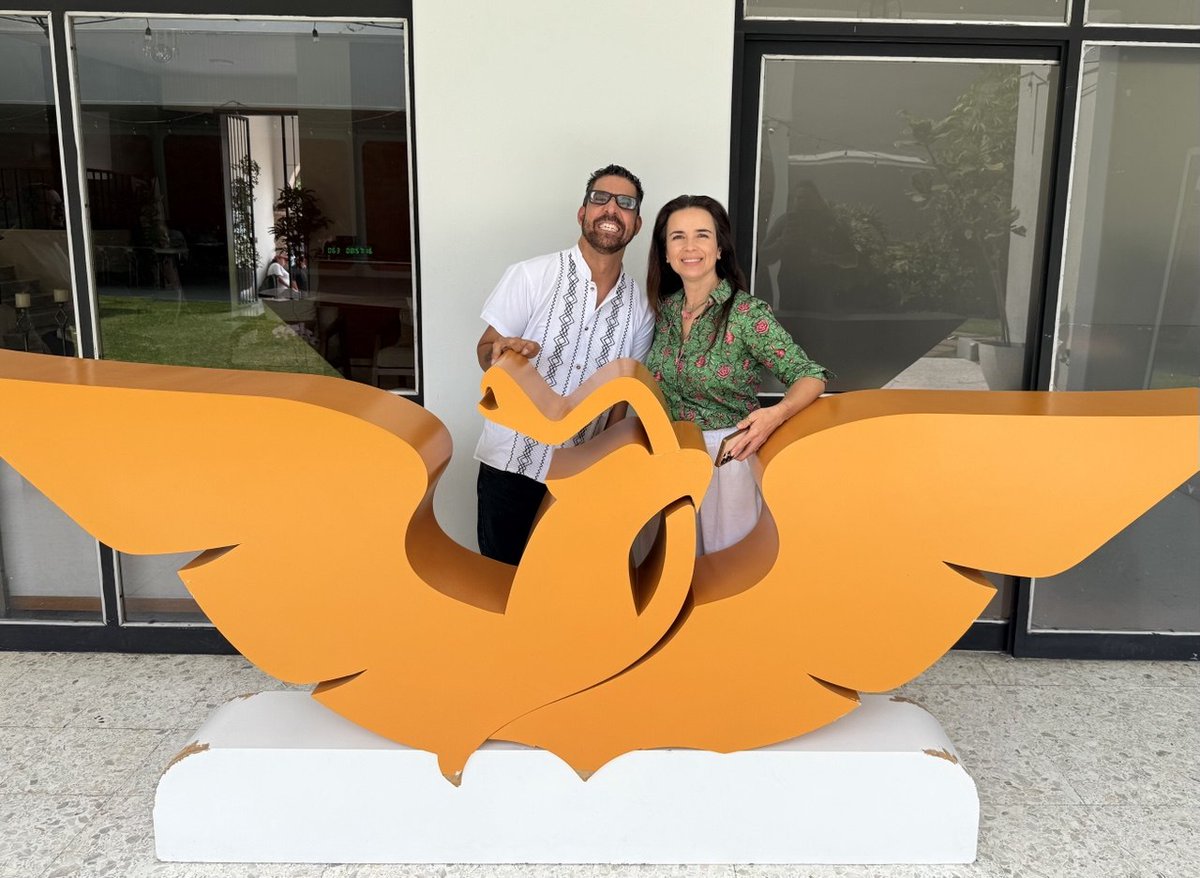 MirzaFloresG's tweet photo. El proceso electoral está a la vuelta de la esquina y en Casa Ciudadana ya se siente el ritmo. 🔥🍊 https://t.co/KVsbyqGPRB