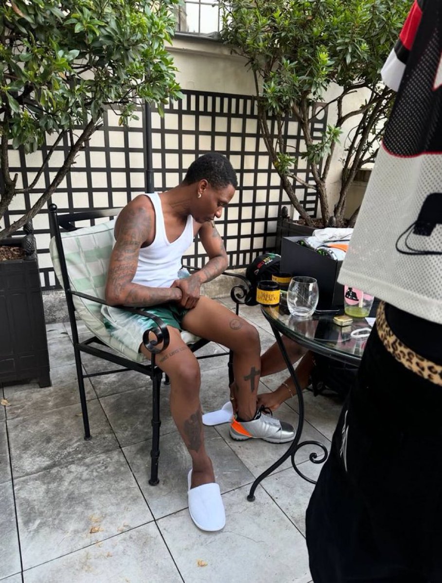 x0intAsf's tweet photo. Too fresh https://t.co/KxZgC8Jdw2