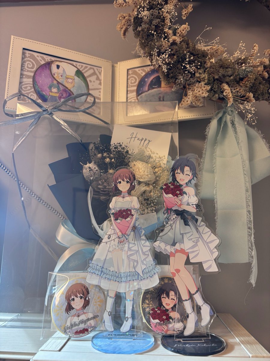 aoaoaoaoiao's tweet photo. 💐🤍🖤 https://t.co/3XNRnfJukW