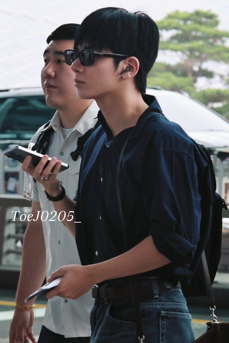 ToeJ0205_'s tweet photo. 260801 인천출국 
#투바투 #태현 #taehyun #テヒョン https://t.co/nXAZNgjKOE
