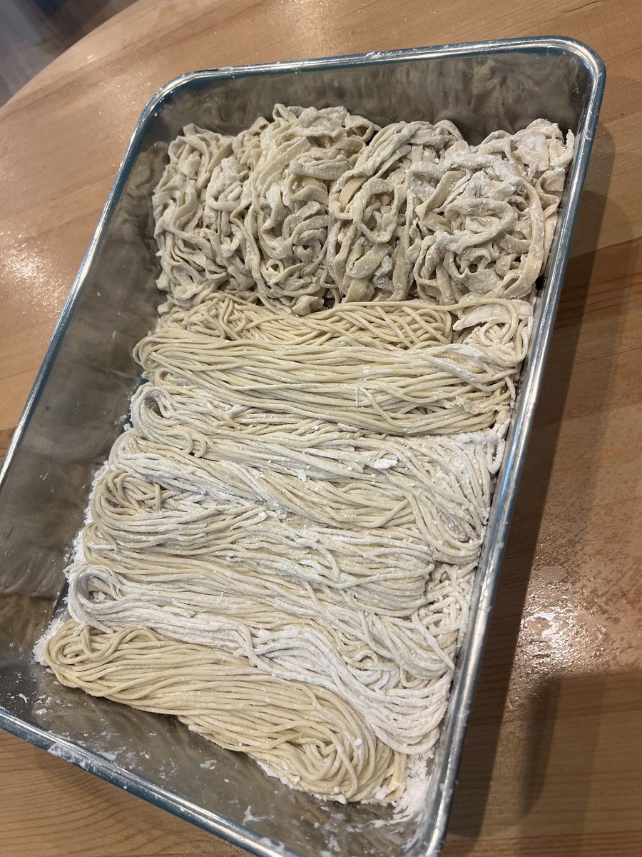 🧄🍜 tweet media