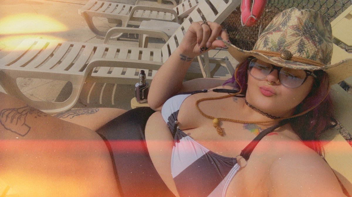 softbbyrae's tweet photo. 🤠🩶 https://t.co/zDyOLuBwbw