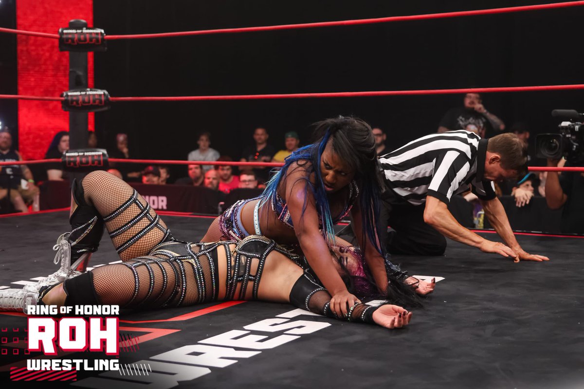 AthenaPalmer_FG's tweet photo. That’s enough… bwahahaha!!!!! 😈 #ForeverROHChamp #FallenGoddess #AmericanJoshi https://t.co/cofyG5vzjD