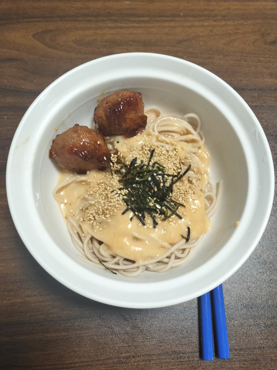 ohayokun's tweet photo. 21日目の朝。明太クリームパスタ。具が欲しくて肉団子と一緒に食べました。
#PR #ロカロヌードルモニター https://t.co/f4MG2g5BVM