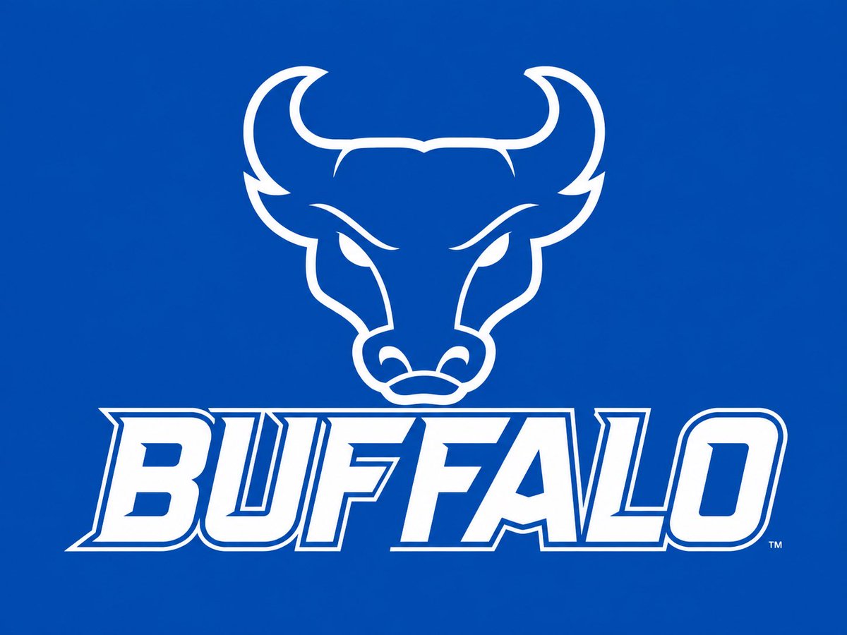 JaythreeJohnson's tweet photo. After a great conversation with @CoachGH3, I am extremely blessed and grateful to receive an offer from @UBuffaloMBB. Huge thanks to my family, friends, coaches, and teammates for their support. @CoachTibbs3 @Henry_Lowe_ @CoachJackFitz #HornsUp https://t.co/ZrfrbYn64h