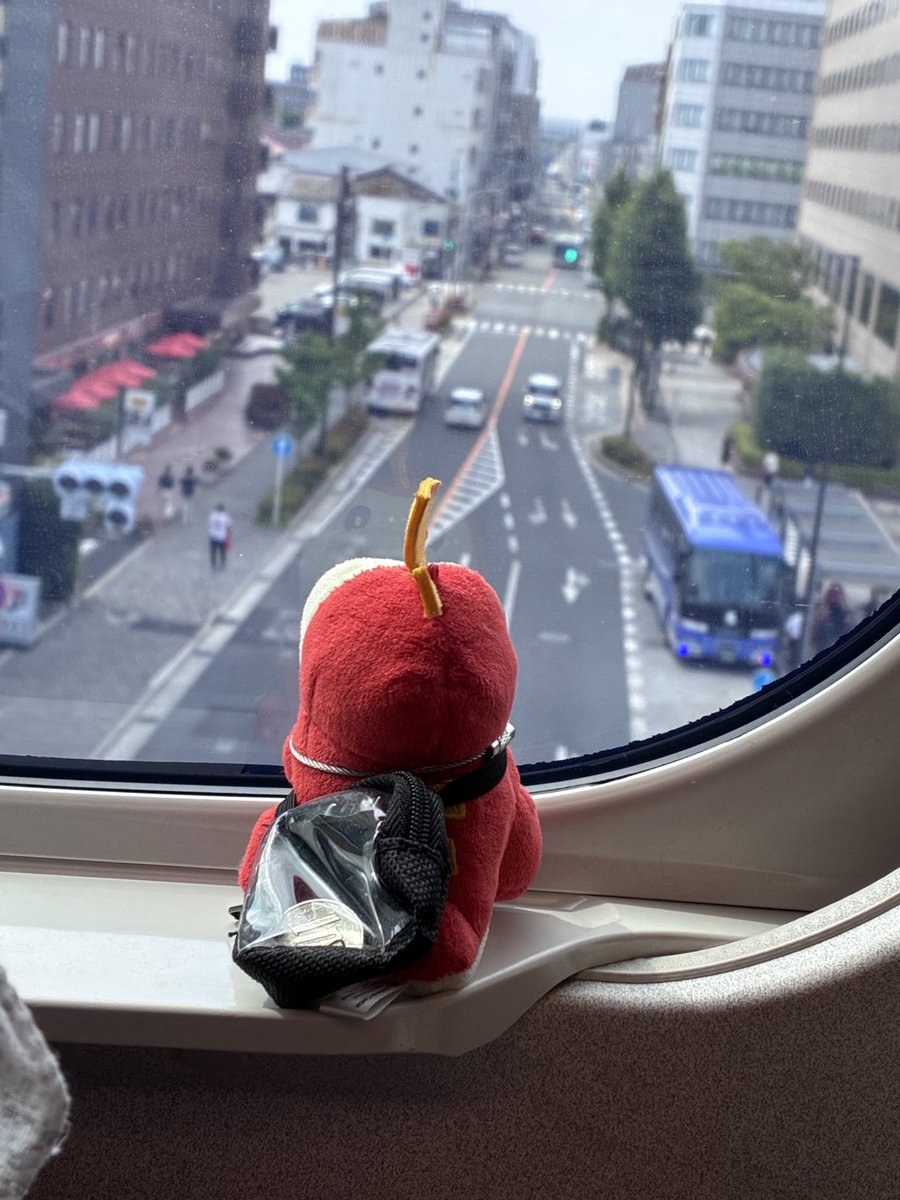 RinLen02k's tweet photo. 新幹線乗ってるホゲ！今日はどこへ行くホゲ？ https://t.co/ul1mHKjSvL