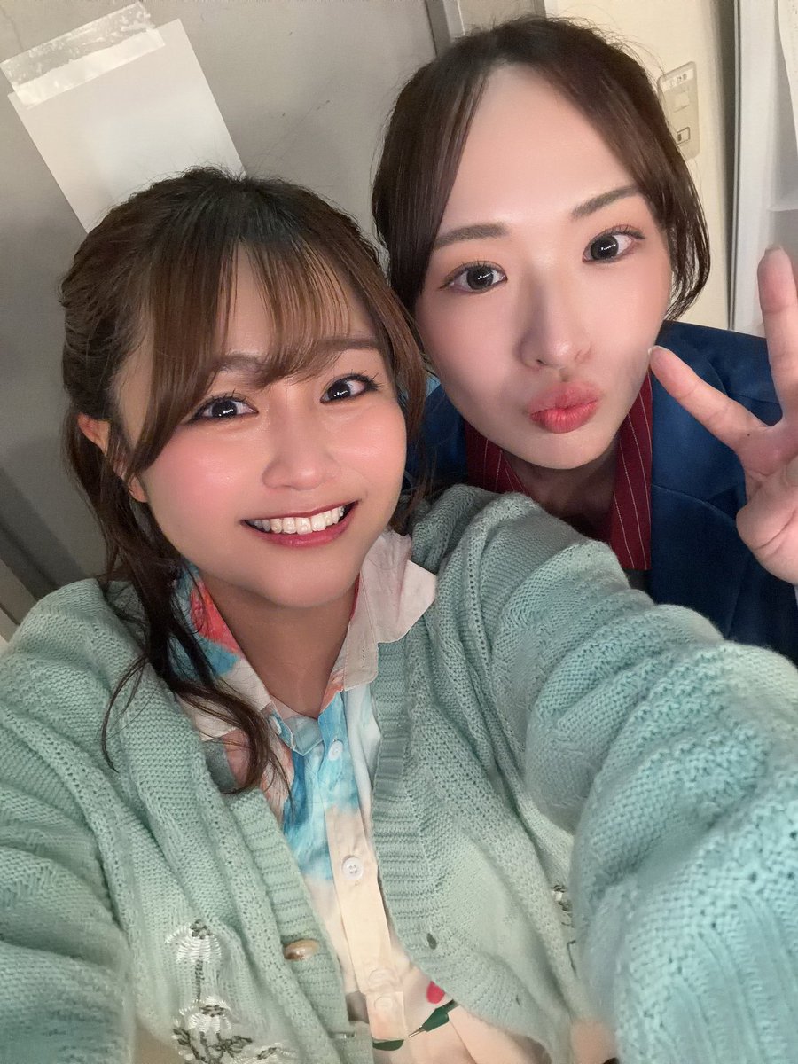 MORIOKA_YU79's tweet photo. #死にマリ 4日目❤️💙
本日の公演情報はコチラから！

マチネ終演後には2ショットチェキ会📸
ソワレ終演後にはトークショー🗣️(出るよ！)

後半戦も、よろしくお願いします☺️
ソワレ回はお席あるよ！きてきてきてー♩

📸5年ぶりを感じさせないステキなセナちゃん。出演も演助も熟すスーパー星人！ https://t.co/DHWg3GjYhO