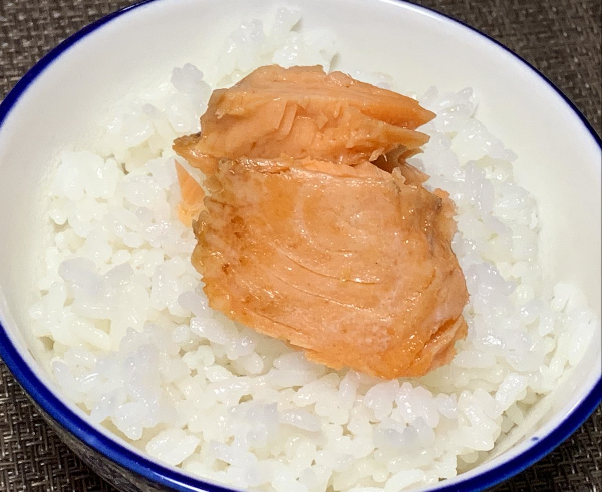 kikomotu's tweet photo. 朝ご飯にコメとパン禁止！

↑何を食べる？ https://t.co/KVtmuXJlZu