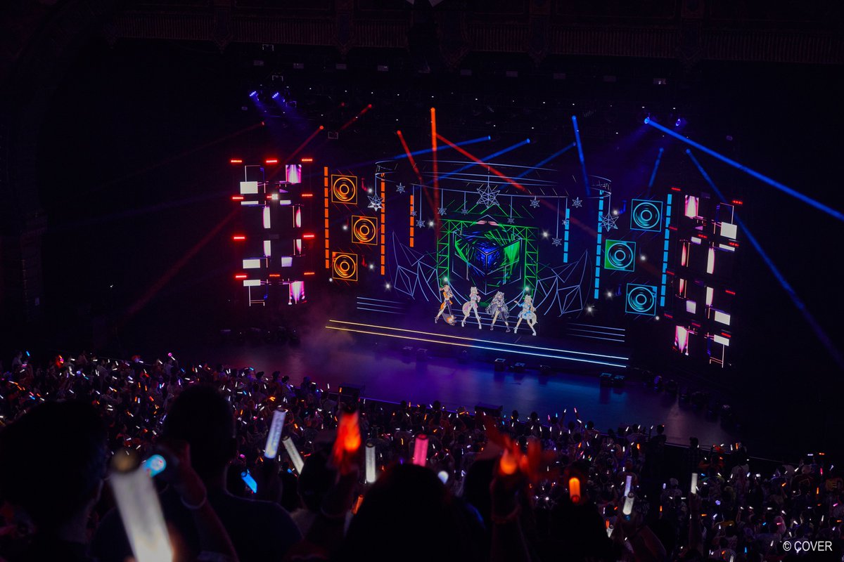 hololivetv's tweet photo. hololive English 4th Concert -Serendipity-

ベスティア・ゼータと #holoEN メンバーが一緒にステージに登場した瞬間、ステージのテンションはMAX✨

📜 @vestiazeta

hololive Englishとともに、「偶然が織りなす奇跡」をアーカイブでもう一度体験しましょう！

🔽アーカイブチケットはこちら
https://t.co/ZUYHJkNyJO
⏰販売期間：2026年8月9日（日）12:00（JST）まで

#hololiveEN #holoSerendipity