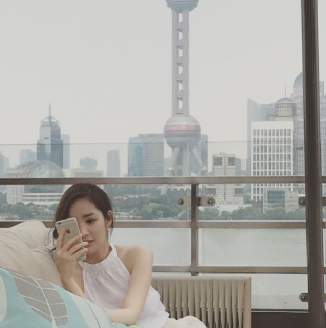 kamlp's tweet photo. 【當年今日】朴敏英在2015 &amp; 2021年8月1日更新

#박민영 #parkminyoung #朴敏英 #パクミニョン https://t.co/F4h94mz6No