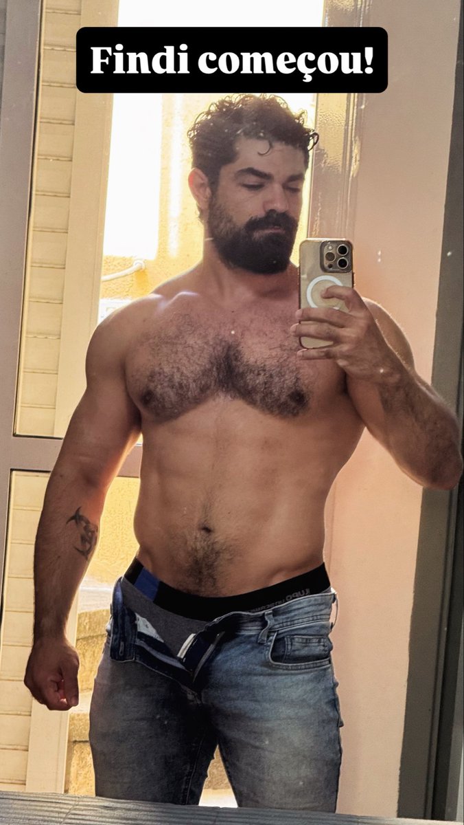 Leotynho's tweet photo. #Findi #Fitness #Shape #Gym #Brasil #gay #beard #muscle https://t.co/gEbQboq3Aa