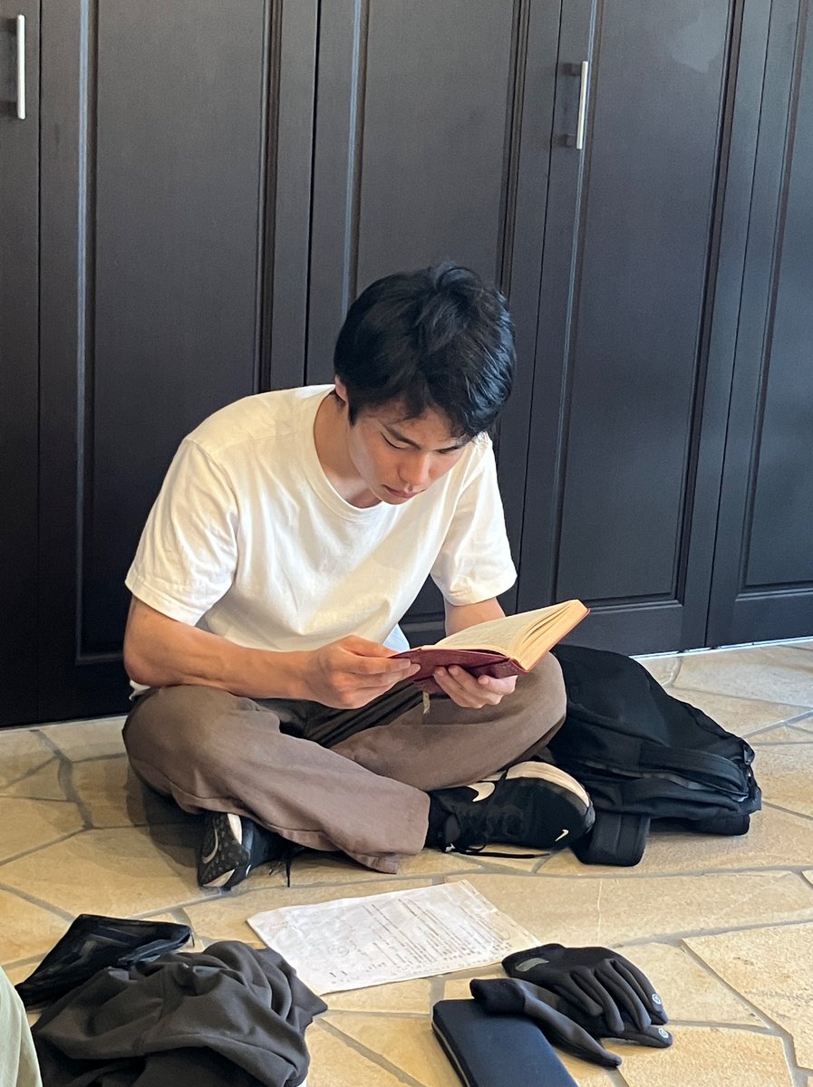 OTO52954853's tweet photo. 【8/1-2 若手演出家と創る『屋上庭園』】
本日、初日です！
11:00、14:30の回ともに当日券が若干枚ございます。
皆さまのご来場をお待ちしております！

公演詳細はこちらから
https://t.co/0oydXBuCk5 https://t.co/LqauiIlwgm