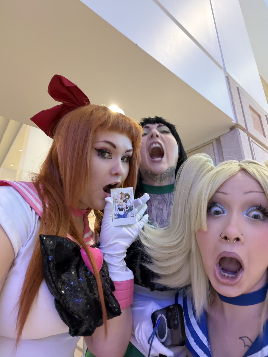 phantomzmeanace's tweet photo. Sailor powerpuff girls for metrocon! #metrocon https://t.co/GNBHL8Opo2