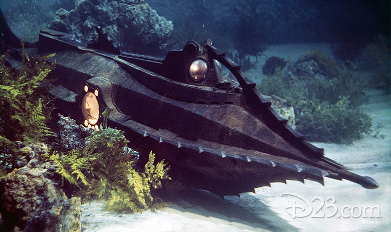 supremablanc's tweet photo. @Le_Crapaud47 Le Nautilus est équipé pour stopper les barques.
Faudrait construire une réplique. https://t.co/Gh02xARAko