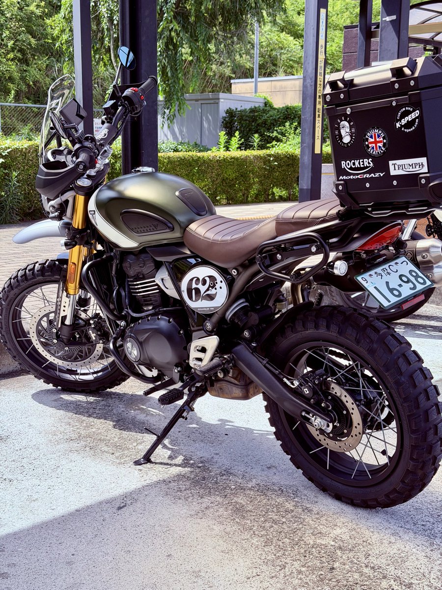 grgo47's tweet photo. ぶらり、中央道!
釈迦堂遺跡探訪🥵
#triumph
#scrambler400x
#kspeed
#dapparrider
#life_with_motorcycle https://t.co/0YxmuuV4Pf