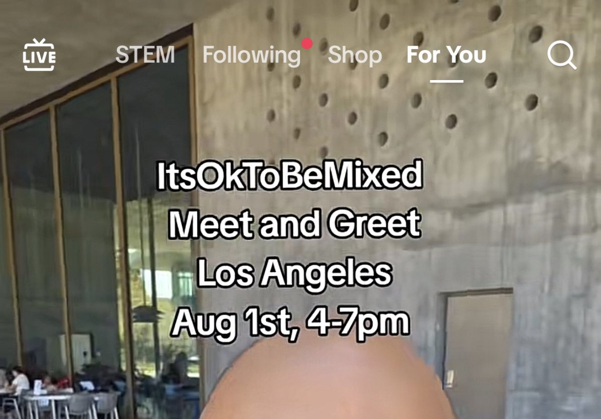 Brieyonce's tweet photo. LA isn’t real. https://t.co/NB8QGPKJ09