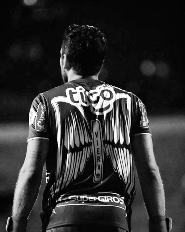 juniorlpr1924's tweet photo. Solo queda uno y se acaba todo esto. 

Respetémoslo y disfrutémoslo. 

El verdadero ‘Last Dance’ está llegando a su fin, la era dorada, de los ídolos más grandes y ganadores, solo tiene un sobreviviente. https://t.co/NKSxZDuwmO