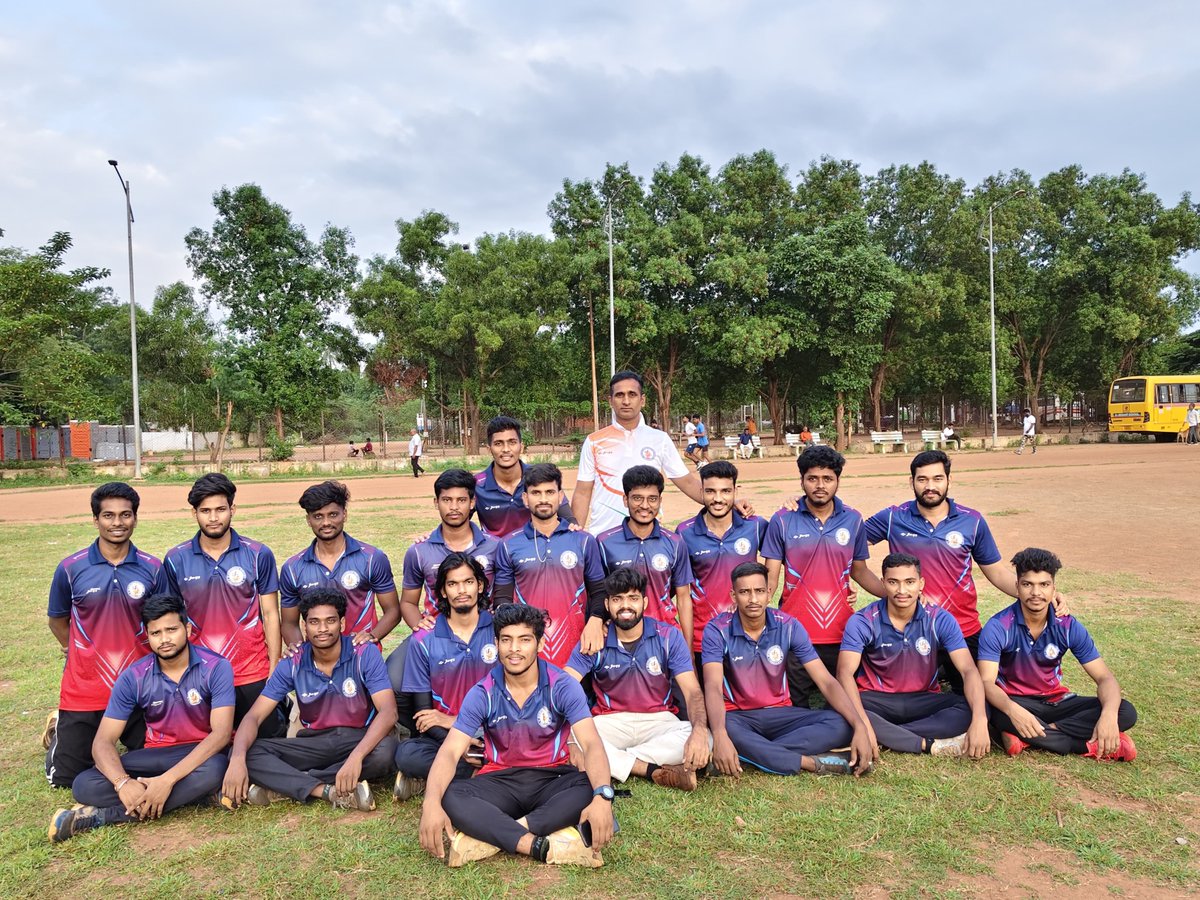 pavankumar___26's tweet photo. Going to Bhogapuram Airport inauguration , 

Alluri Sitarama Raju Fitness Academy students.
#allurisitamarajufitnessacademy
#RR
9113547998 https://t.co/mntmYIyAEb