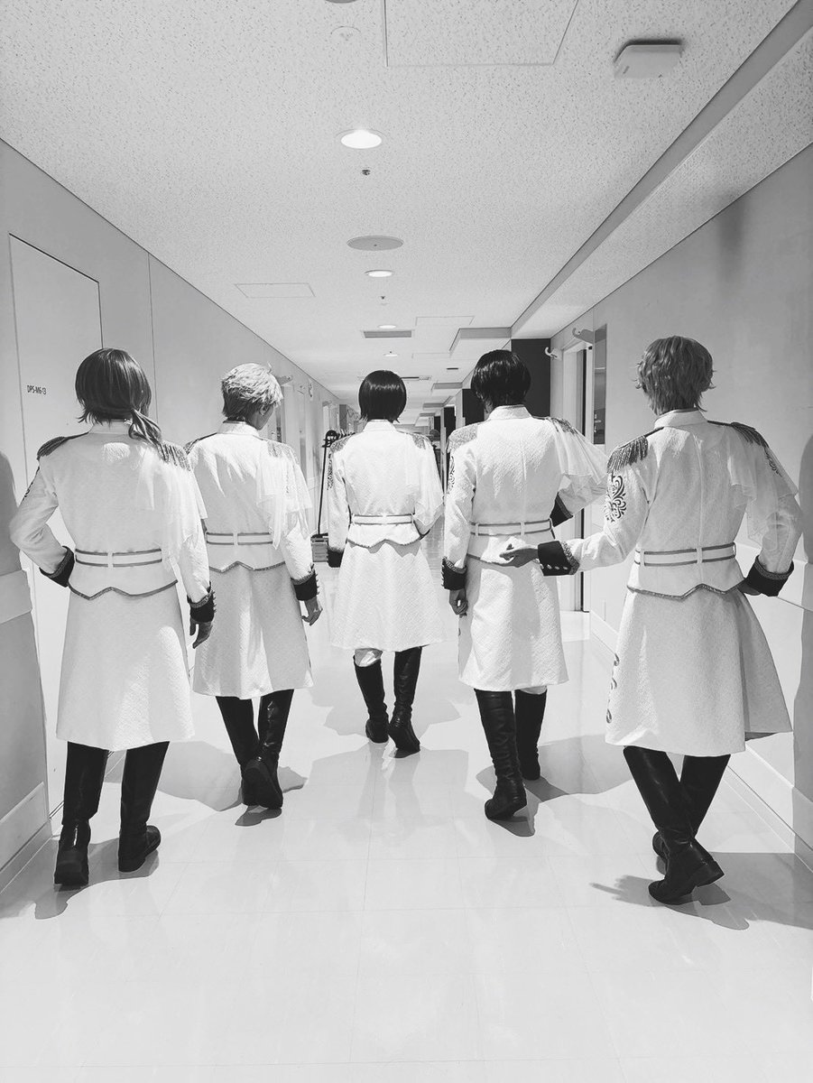 hashimotoshohey's tweet photo. いざ、気高きステージへ。

#あんステ https://t.co/5vo2XuTenV