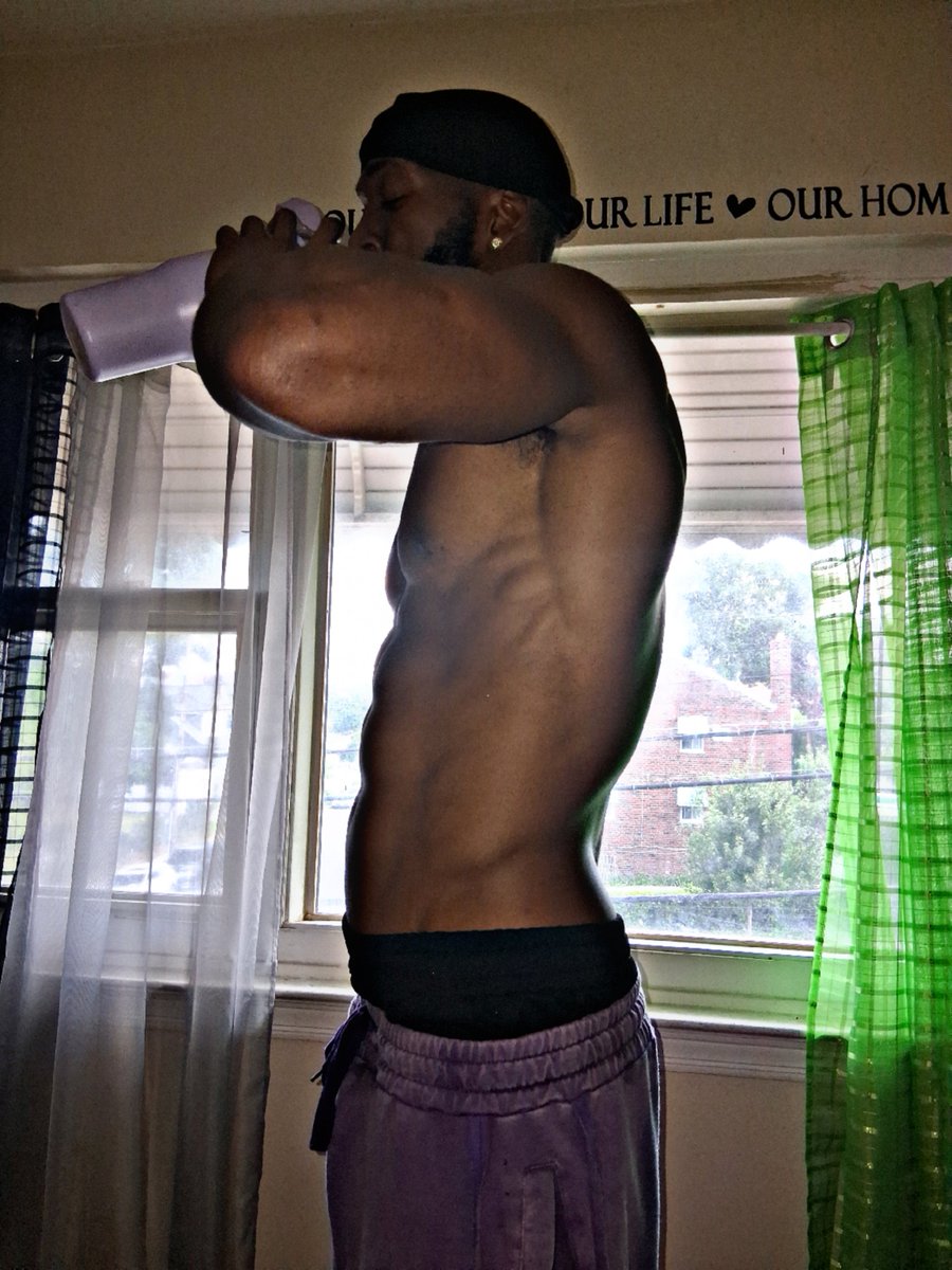 Bentleykeys_'s tweet photo. Back from my workout 💪🏾 
Did you put some work in today? 
#Fitness #fyp #fitnessmotivation #fitnessjourney #bentleykeys #hybridtraining https://t.co/1AuXpdq2yQ