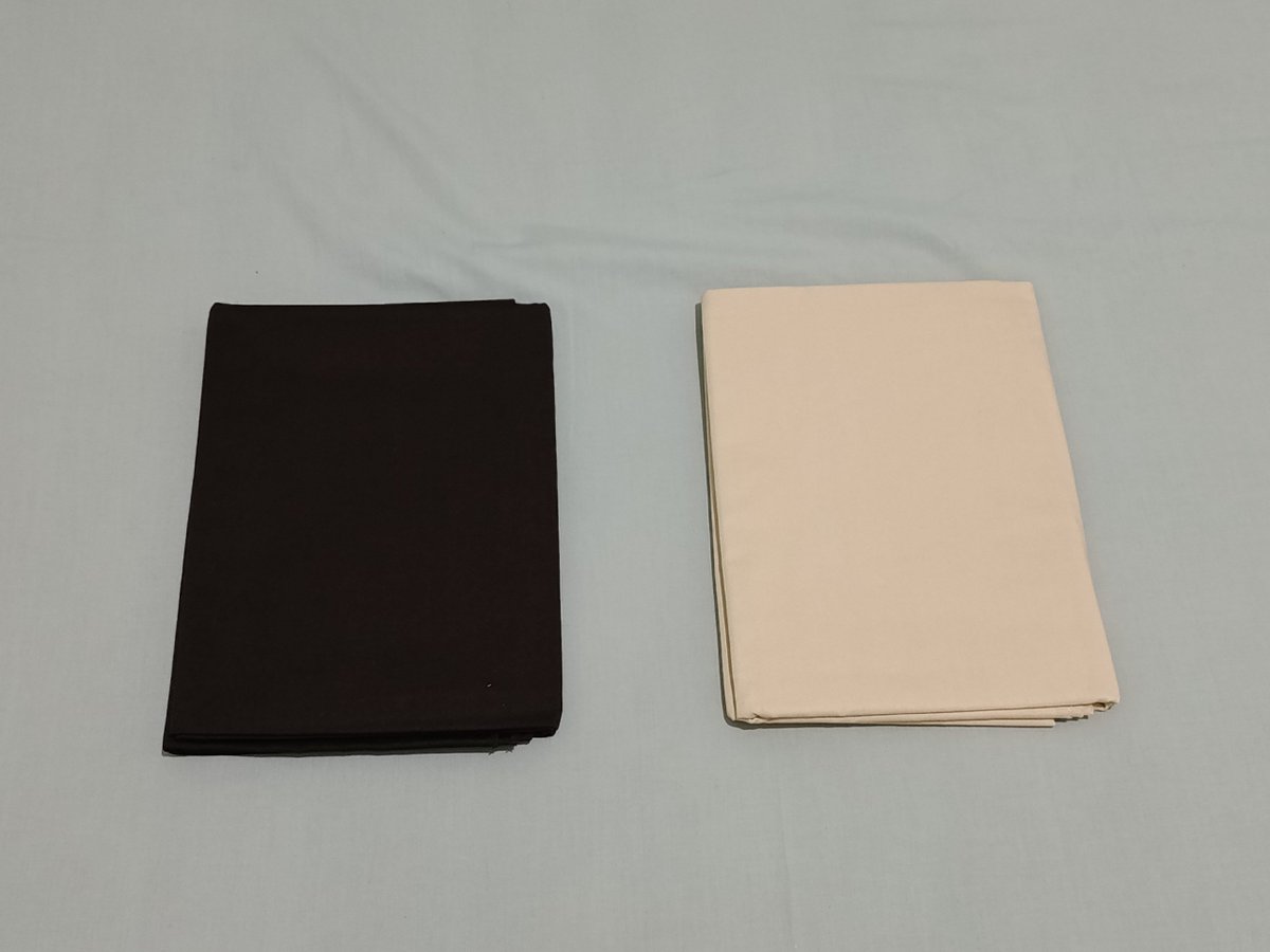 kalaratsamara's tweet photo. wts kain rok sekolah, ini newnya

panjangnya sekitar 1.5 m yaa. bisa dm buat difotoin lebih detail https://t.co/DhHvk6FcFZ