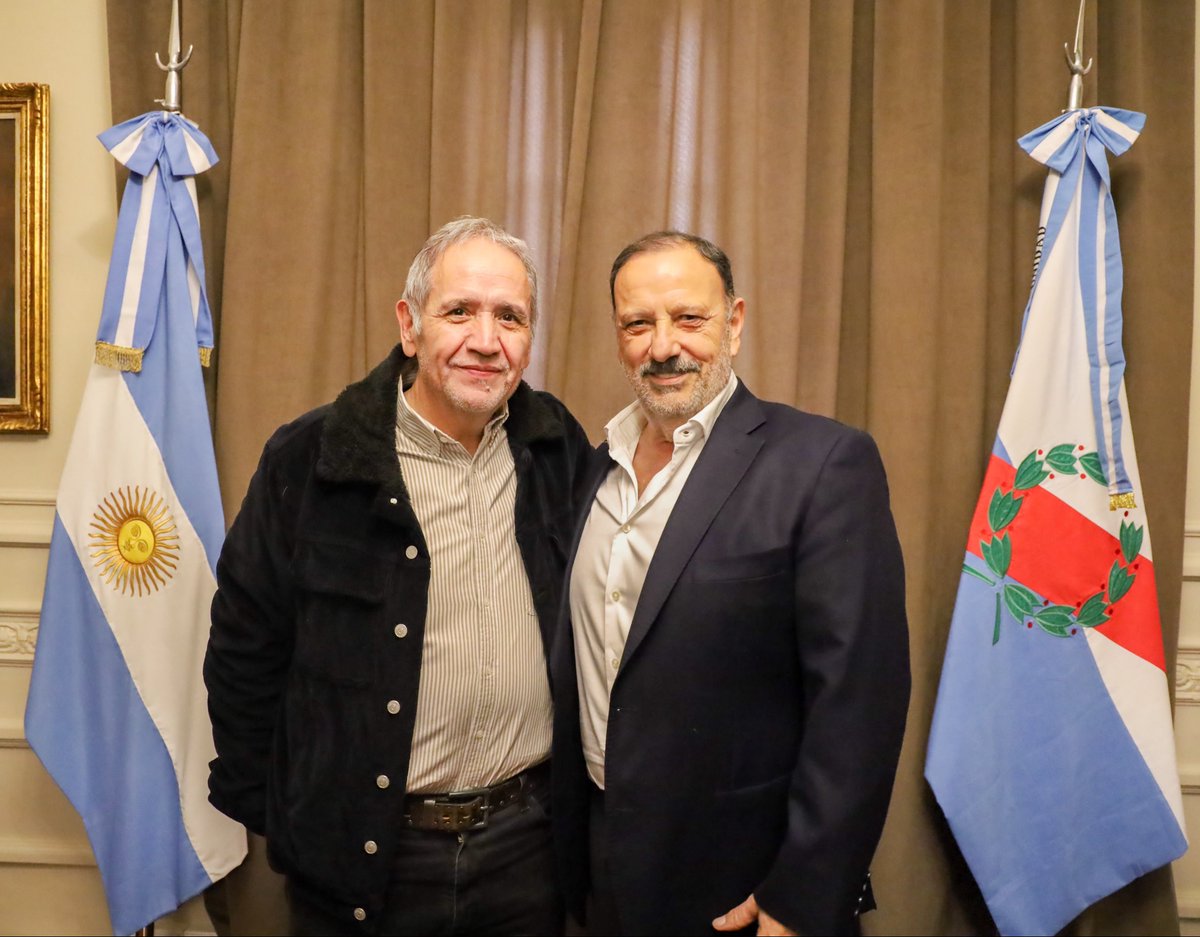 SergioOPalazzo's tweet photo. Visitamos al Gobernador Ricardo Quintela en la Gobernación de La Rioja con quien analizamos la difícil situación de muchos Argentinos y Argentinas, que producto de las politicas del Gobierno Nacional padecen vicisitudes todos los días. https://t.co/qNlGz3t74i