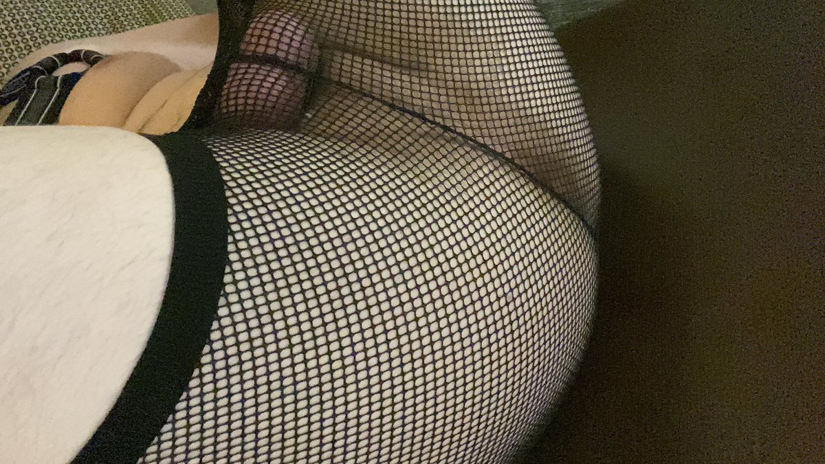 NeonTheFox2's tweet photo. In a mood. https://t.co/9E9ROq7nFT