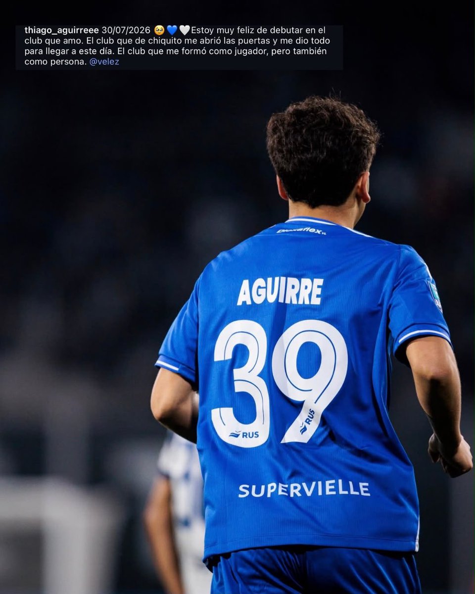 PasionFortinera's tweet photo. 🥺 “ESTOY MUY FELIZ DE DEBUTAR CON EL CLUB QUE AMO”

Thiago Aguirre y unas hermosas palabras luego de su debut en la primera de #Vélez. 

💙 ¡Éxitos Tucu! https://t.co/Rh83bko4BB