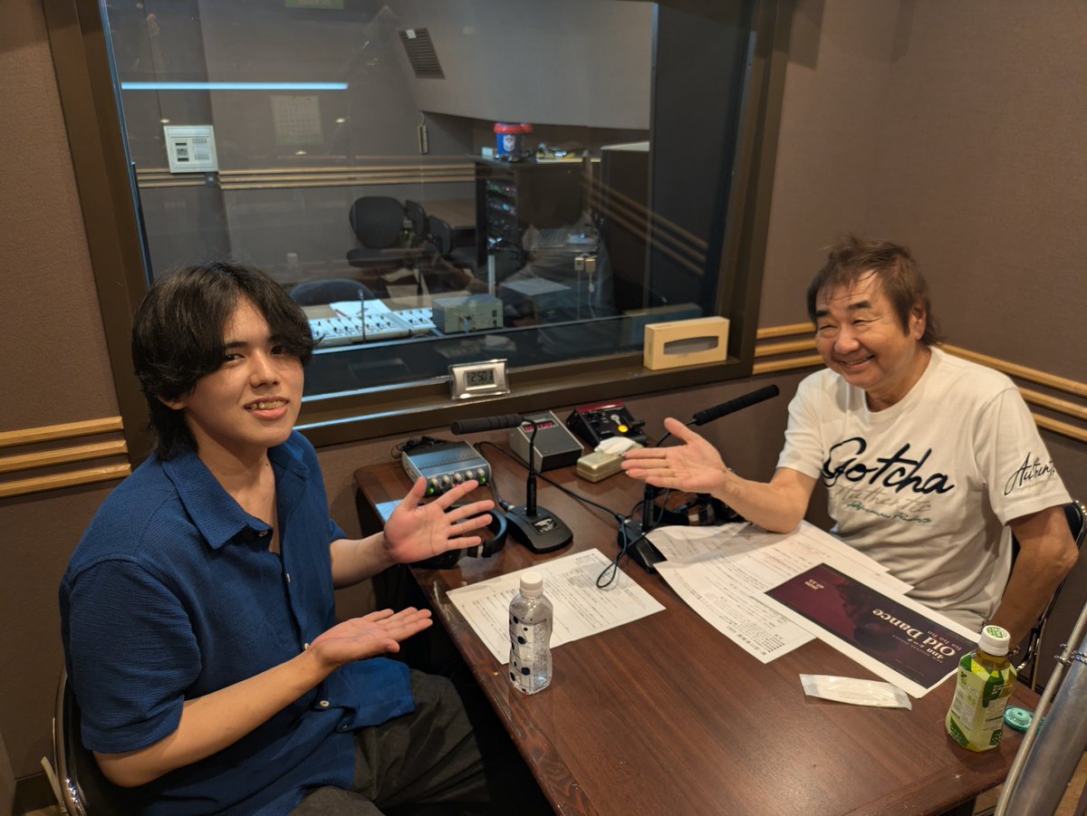 jkigawa's tweet photo. DJ Bobbyこと、木河淳のレギュラー番組🎧新・流行音楽堂🎧8/1(土)〜8/7(金)放送の放送は、番組初登場 シンガー・ソングライター 4na(シーナ)さんがゲスト✨️7月15日発売のデジタルシングル「Old Dance hahaha」の話題を中心にお届けします。
詳細は→https://t.co/TYnwM3u1Xb
#新流行音楽堂 #4na https://t.co/SkcTpqklcx