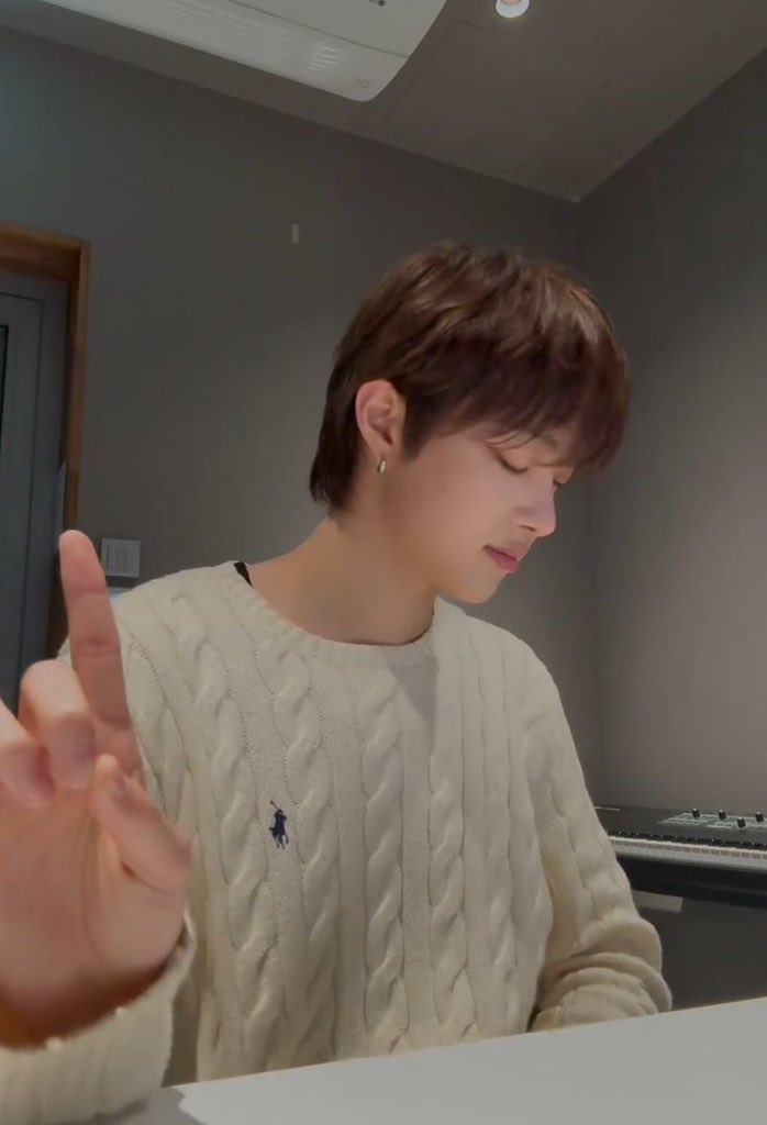 eaizosx's tweet photo. @beepbeexp @grok 내노력이부족했군ㅉ… https://t.co/uLBNEYjrDY