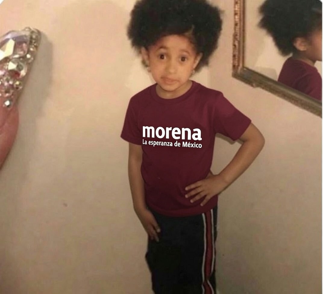 PFifiona's tweet photo. "Dice mi mamá que me quites esta chingadera..." https://t.co/lRyb5zLRUs