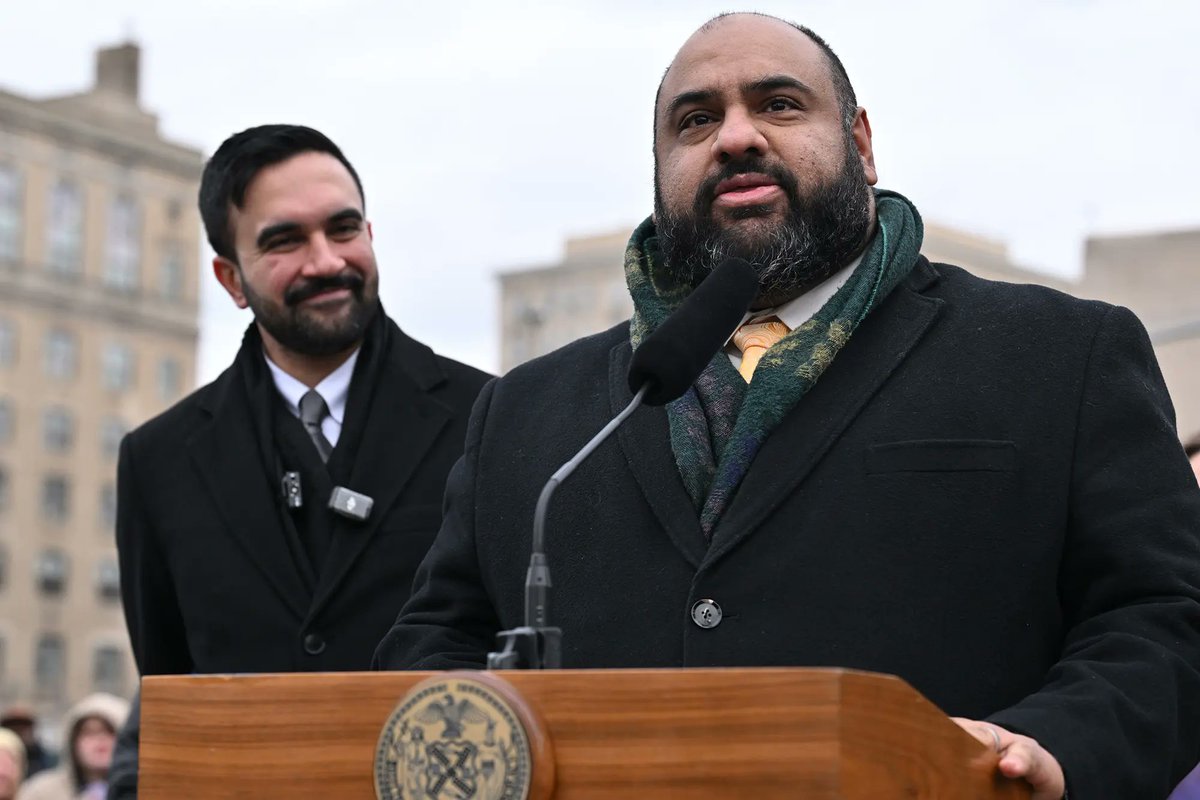 LeeKuanYimby's tweet photo. Here is a breakdown of all 19 appointees making up Zohran Mamdani's Judicial Panel. 

1/19 - Ali Namji.

Mamdani put his self described “brother” in charge of screening The NYC Judicial panel. Najmi co-founded the Muslim Democratic Club of New York. Namji is currently representing a Billionaire Hedge Fund owner, Steve Cohen’s on a Casino project. He also remains special counsel to Liakas Law, which is a personal injury lawfirm, currently facing civil lawsuits alleging insurance fraud and staged accidents, you can see them asking you to reach out if you are the victim of spilled hot coffee on their website.