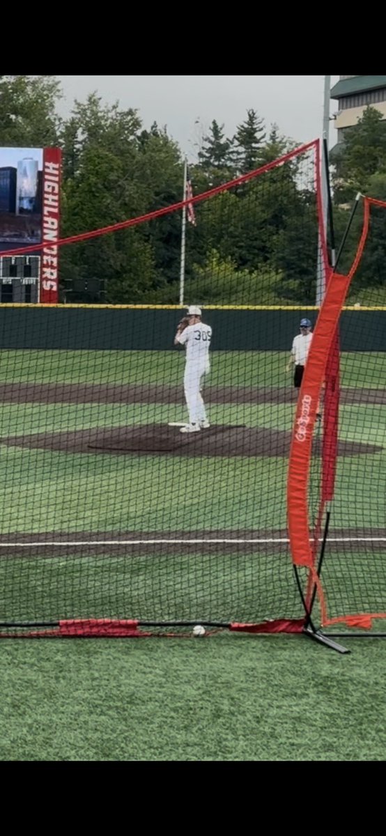 MichaelNLight's tweet photo. I would like to thank all of the coaches and all of the staff of the I-95 metro showcase that made this possible. @I95Metro #2028 #uncommitted https://t.co/DuV9l1Xvxl