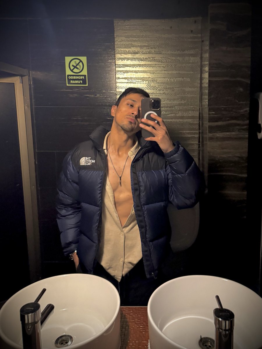 JotaM90's tweet photo. Grr >< https://t.co/lPHjr7dsaZ