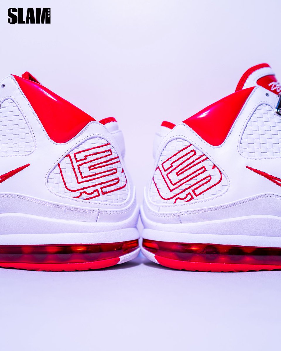 SLAMKicks's tweet photo. 16 years later with the LeBron VII #FBF https://t.co/EH9BbaMCZF