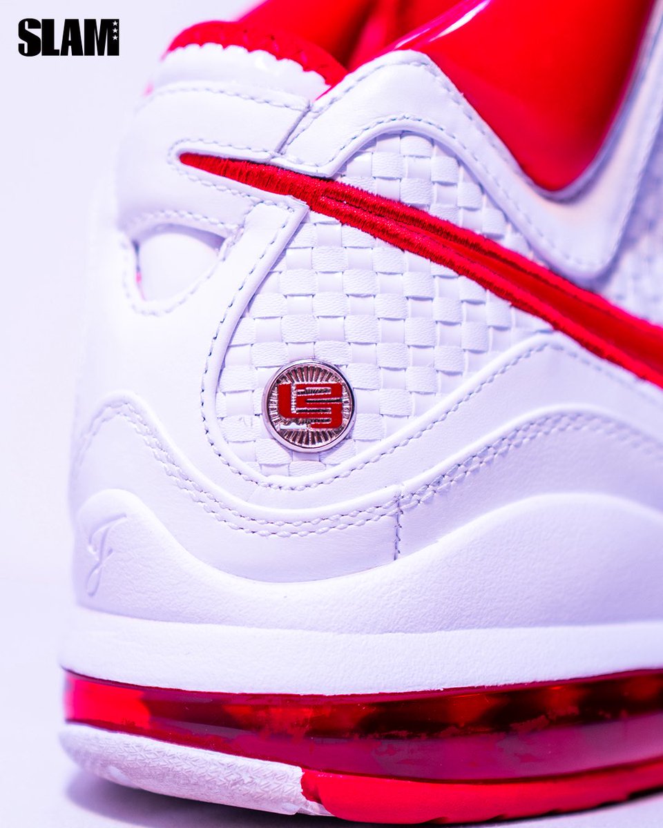 SLAMKicks's tweet photo. 16 years later with the LeBron VII #FBF https://t.co/EH9BbaMCZF
