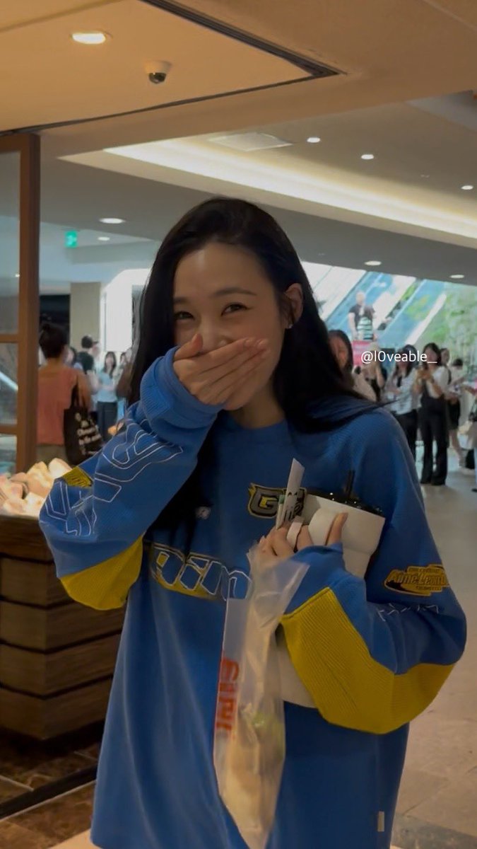 l0veable__'s tweet photo. @tiffanyyoung ♥ https://t.co/JC8fWWBVI8