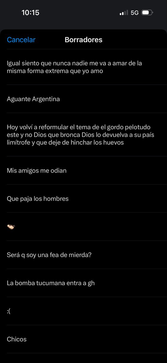 lagr0z's tweet photo. Mis borradores son un diario de cómo me adentro poco a poco en la esquizofrenia encima anda a saber cuando los escribí https://t.co/FKLXD4rnCV
