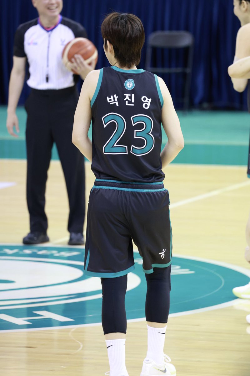 onbasket_'s tweet photo. 농구의계절이다가온다!!!♡ #박진영 https://t.co/4YjsdZvvlW