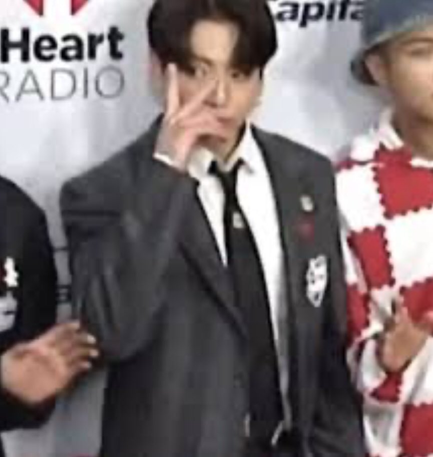 wilso26391's tweet photo. @mara01262786 @sillyforker @taekooyy And its @mara01262786 who was posting dumb zhht when its clear that making the V sign is a childhood habit! Now that they are adults, V is Taehyung’s personal identifier! Maidkook is dumb that he cant even make his own signature! https://t.co/qV4YS8di5c