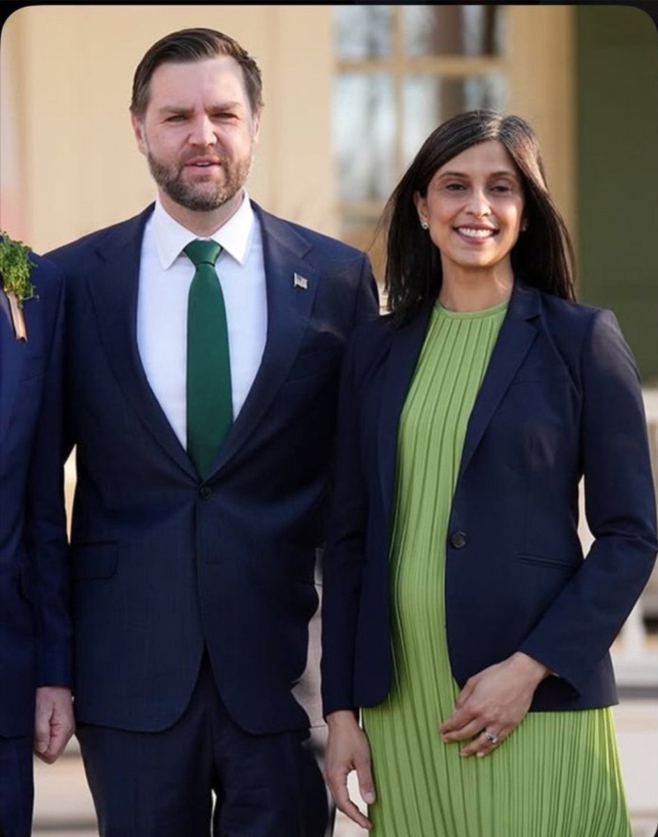 DavidJHarrcfx2's tweet photo. JD Vance has been ranked as the BEST performing Vice President in the history of United States!! 

Drop a❤🇺🇸 if you agree!! https://t.co/qyuFNdKJzS