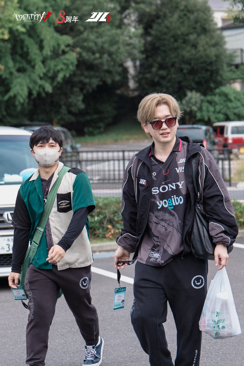 IdentityVChamp's tweet photo. #第五人格IJL
Passions for V · 2026 Summer⛪️
プレイオフDay1
出勤写真アーカイブ

RC

Day1↓
https://t.co/SNg4kIHv7G

#第五人格
#第五人格8arty https://t.co/RDzlE4oDOb