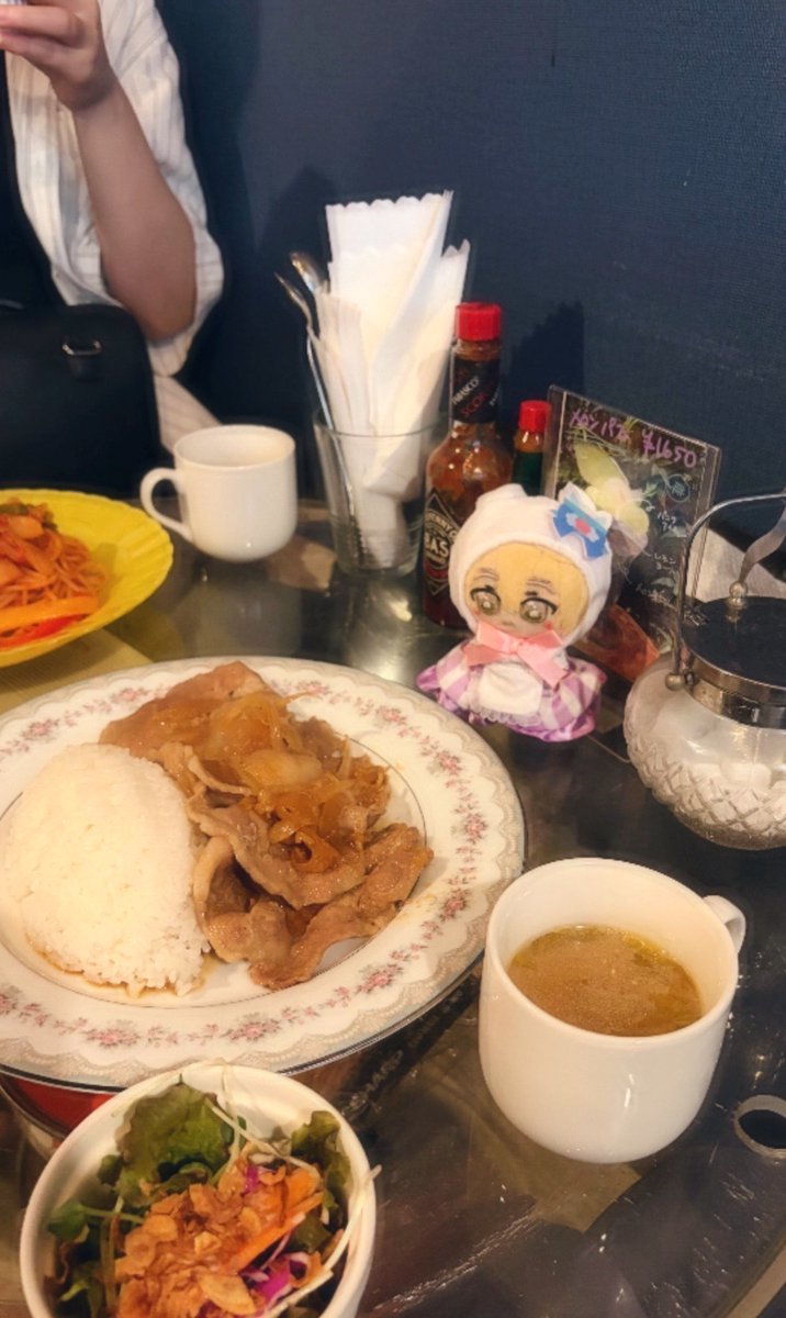 makaron_714tea_'s tweet photo. 愛され盛りの世界の妖精ことうぇぬいたんです🤱🏻

よく食べ、よく遊び、よく可愛がられています。
三連休もたくさん冒険しました🐉

また一緒にお出かけしようね☺️

#竜クロ_自由研究 https://t.co/kfy6kbaHxy