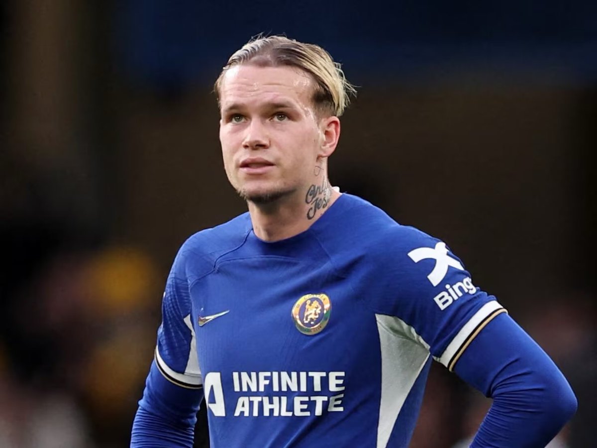 jgonzalezsvq's tweet photo. Mykhaylo Mudryk termina su sanción tras 4 años y podrá regresar a los terrenos de juego 🔙✅

Jugador muy interesante el ucraniano, que tuve grandes años en Ucrania pero no se adaptó del todo al Chelsea 🤝

Le buscarán salida seguramente como cesión, ¿si fueras el Sevilla te probarías? 🕵🏼‍♂️

(no es información, es simplemente un comentario que os lanzo) ‼️